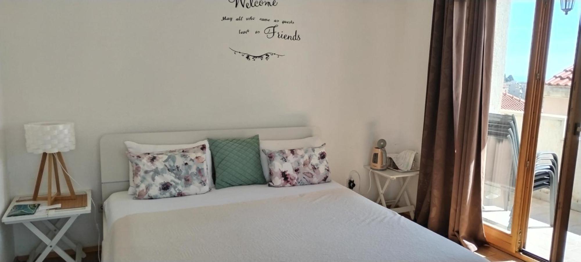 Alliya Apartment